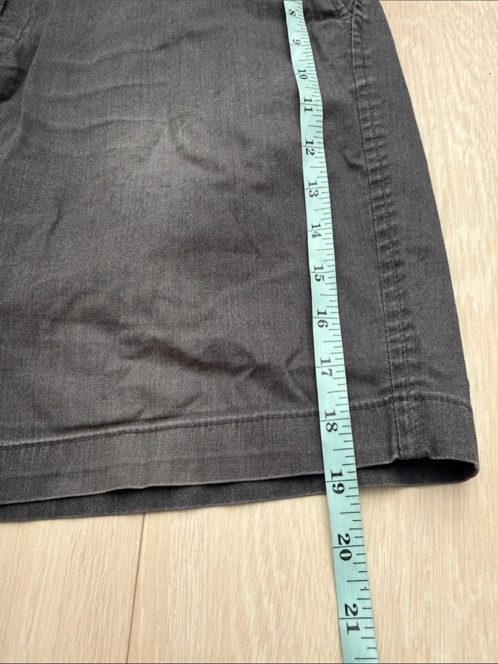 ✨RVCA Men's Washed Gray Flat Front Casual Shorts